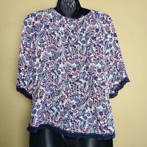 Daniel Rainn Boho Floral and Paisley Top - Picture 5 of 7